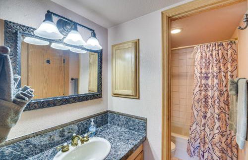 Ski-InandSki-Out Winter Park Condo with Mountain Views - Foto 18