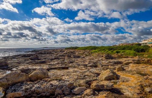 "Cas Vell Marí" Casa en primera línea con vistas al mar, parking privado y WiFi - Foto 37