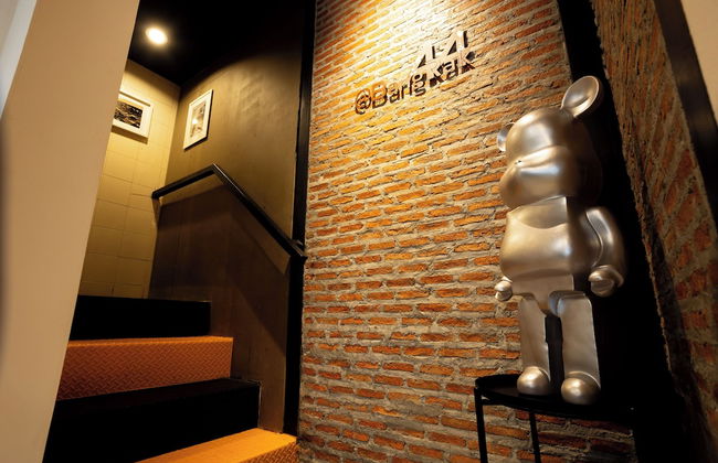 At 44 Bangrak - Photo 14