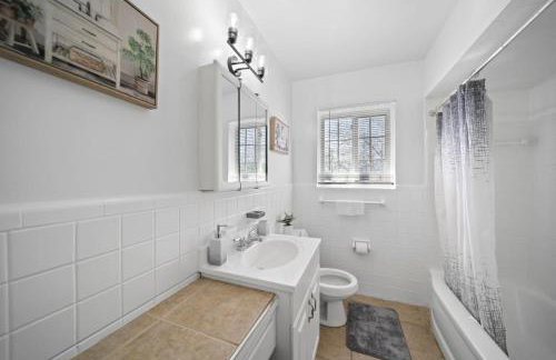 DT Green Haven 4-Bed Sanctuary in Vibrant Loco - Foto 11