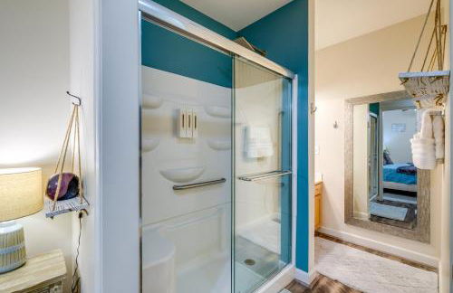 Top-Floor Balcony and Serene Views Huddleston Condo - Foto 17