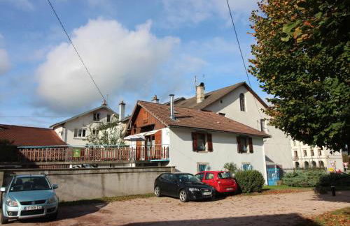 Appartement cosy au cœur de Vagney, proche commerces et sentiers, terrasse et cheminée, à 15km Gérardmer - FR-1-589-304 - Foto 9