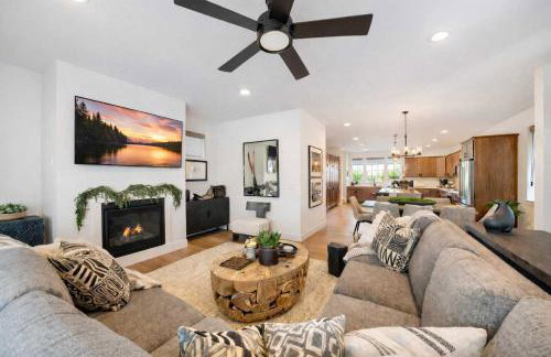 Modern Retreat for Groups with Majestic Views - Foto 1