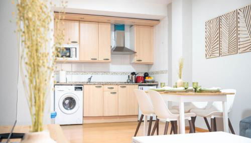 Apartamentos GO Covaresa Parking Gratuito- plazas limitadas - Foto 3, pet friendly, minibar