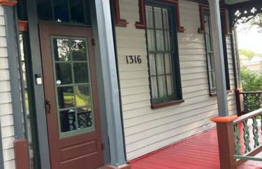 1867 Gothic VanDeventer Home - Foto 18