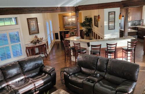 Newly Renovated Private Ranch Get-A-Way - Photo 8