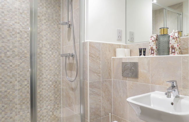 Tudors eSuites Apartment with 4 Beds - Foto 20