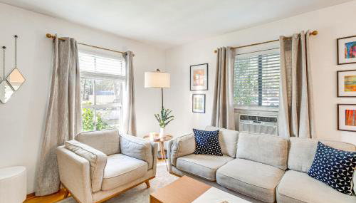 2 Mi to Griffith Park Chic Home with Private Patio - Foto 5