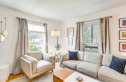 2 Mi to Griffith Park Chic Home with Private Patio - Foto 5