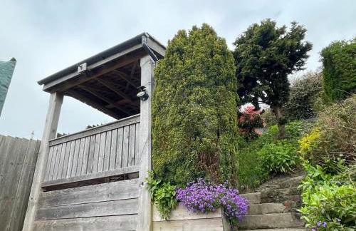 Gorwel, Spacious 3 Bedroom Cottage near the Beach - Photo 2