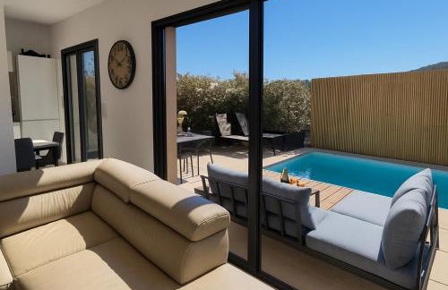 Villa Moderne de Standing avec Piscine Privée à 400m de la Plage - 4 Chambres - Foto 7