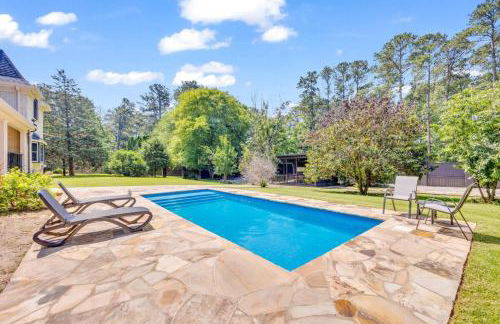 The Wexford French Chateau w Pool - Photo 2