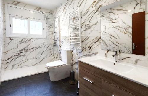 Casa con piscina privada en Sant Pol de Mar - Foto 13