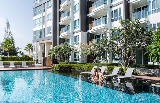 First Choice Grand Suites - Photo 43