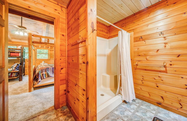 Bear Track Falls Retreat Mtn. Getaway! - Foto 24