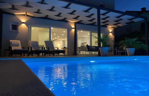 Villa Adria - Photo 1