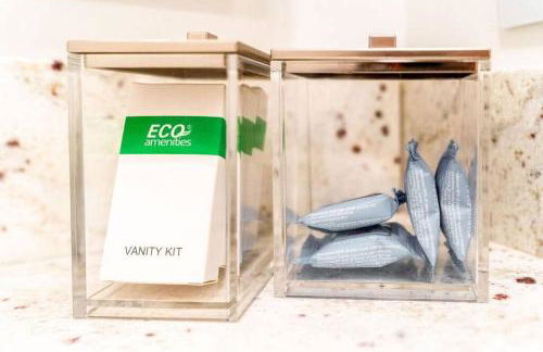 Private Luxury Suite with Hot Tub Downtown Eureka Springs - Foto 6