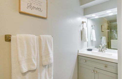 Gilford Townhome with Lakefront Beach and Pool Access! - Photo 22