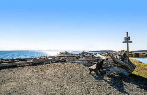 Historic Officer's Farmhouse at OLF - Foto 27