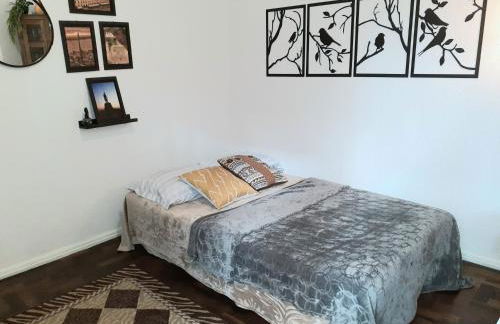 Amplo, aconchegante e pertinho de tudo - Foto 15