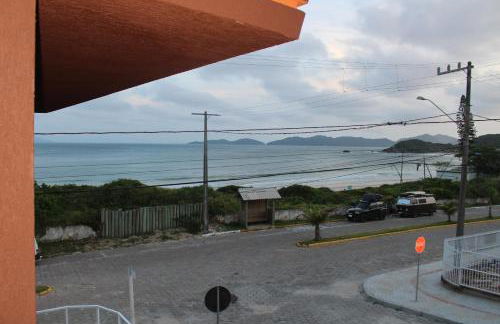 Praia de Quatro Ilhas a 50 metros do mar - Photo 35