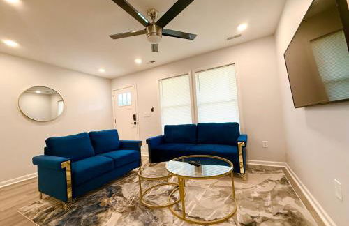 Bright, Cozy & Convenient - Minutes from UAB, Airport and Downtown Fun! - Foto 33