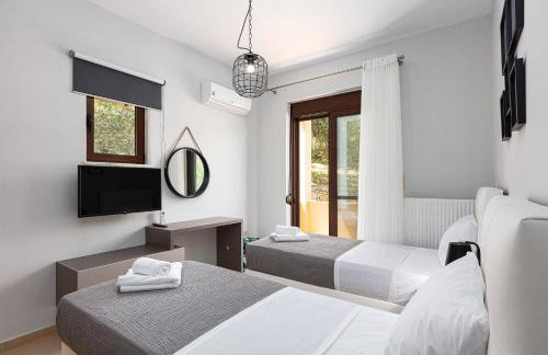 Villa Elides Countryside Retreat with Private Pool - Foto 8