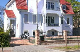 Haus am See - Photo 1