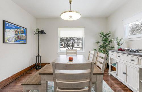 Stylish 3br Cozy Home 10min Drive from ND! - Foto 46