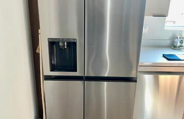 Luxurious Townhome W/3 Master Suites gated Parking - Photo 22