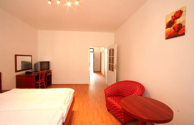 Aparthotel Susa - Photo 18