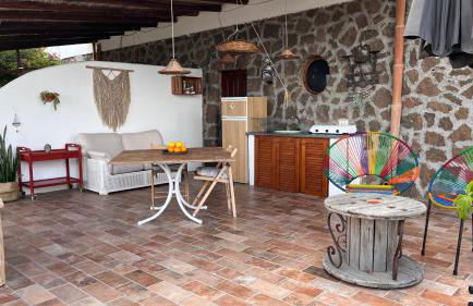 Case Quattrocchi - Giardino e Terrazzi con vista Panoramica sul Mare, Etna e Vulcano - Foto 61