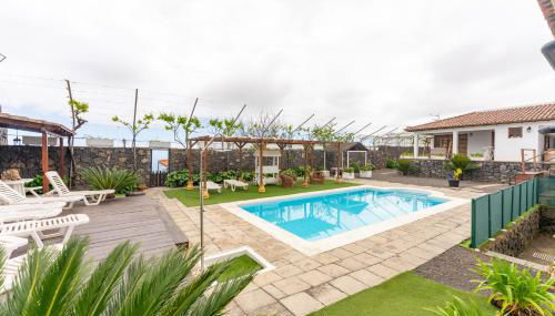 Casas Rurales La Tanquera y Las Rosas - Foto 2, Garden, sunbed