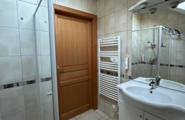 Hôtel Résidence La Maison par Les Pins Sylvestres Amnéville les Thermes - Foto 28