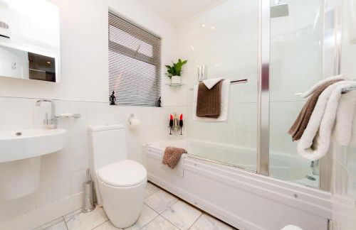 Juzz Holiday Lets - Foto 17