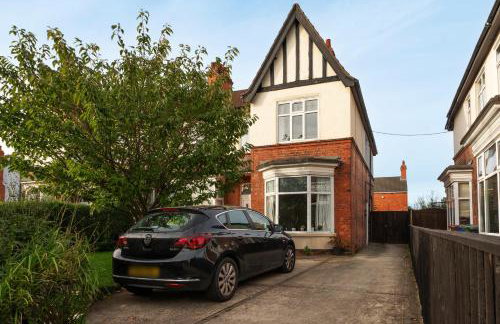 Spacious Apartment - Parking - Sleeps 5 - Foto 15