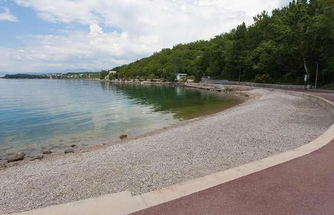 Apartment in Omisalj Near Sea Beach - Foto 17