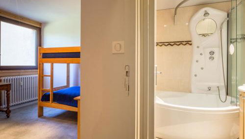 Appartement intime et confortable avec balcon sud à Val-d'Isère - FR-1-694-115 - Foto 4