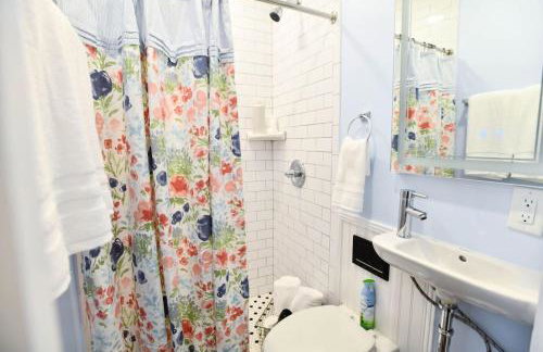 Claiborne Historic Getaways Guest House-economy rear unit With Pool - Photo 26