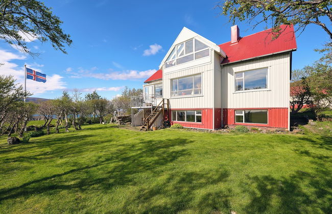 Kidafell Farmhouse - Photo 3