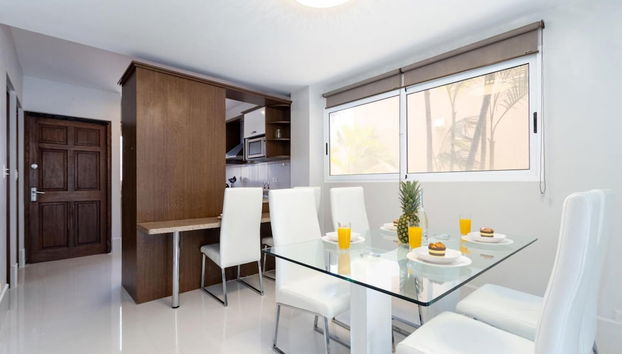 2br2 5BA Townhouse w Pool 3min Walk 2 Eaglebeach - Foto 3, Habitación