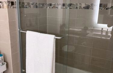 Arion- Cozy Santa Monica getaway steps to the beach Free Parking - Foto 25