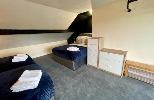 Kimberworth 4 Bedrooms House 8 Beds Close to M1 Suitable For Longer Stay - Foto 30