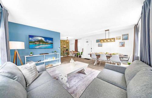 Palm Wave Stays - Designer's Stay - Sleeps 10 - Foto 21