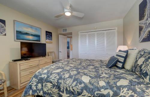 On the Beach Beachfront Condo Direct View & Access to Beach Heated Pool Island House Condominiums Unit 113 - Foto 8