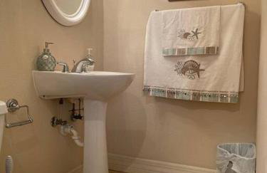 Adorable private 1-bedroom studio on mini-farm. - Foto 7