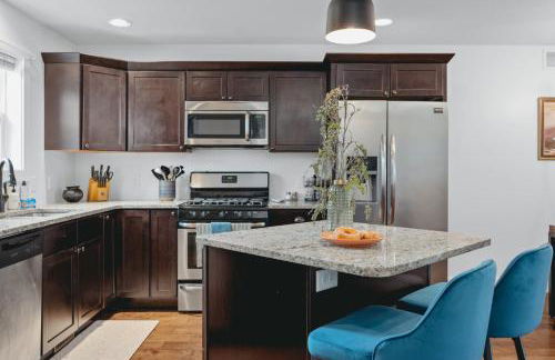 NEW Ivy House 3BR Townhome Downtown Beaches Wineries - Foto 31