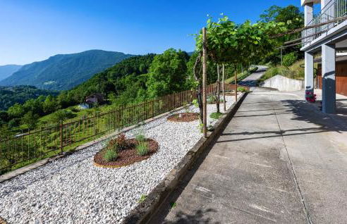 Cozy Home In Lamon With Wifi - Foto 13