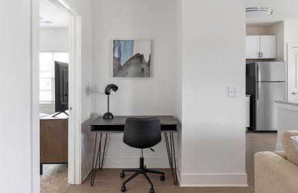 Landing Amazing 3BD Pool Yoga Studio - Photo 12