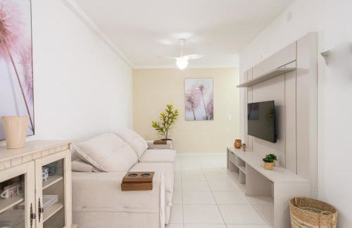 Apartamentos a 150 M DA PRAIA com SACADA, WI-FI, PISCINA, PORTARIA 24h, PLAYGROUND e vaga de GARAGEM - Foto 27